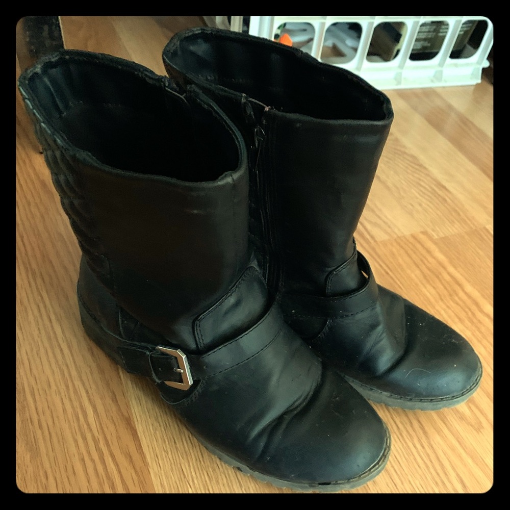 Short Boots